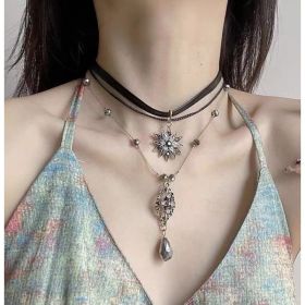 Necklace 68